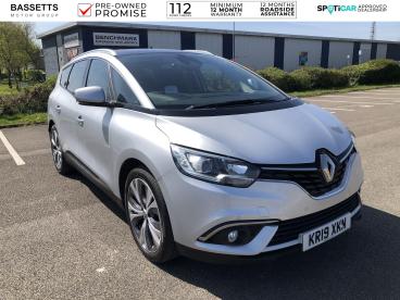 SPOTICAR Renault Grand Scenic 1.7 Blue Dci Signature Euro 6 (s/s) 5dr Used Car - Mpv Diesel Silver - Bridgend - 1200596208_1