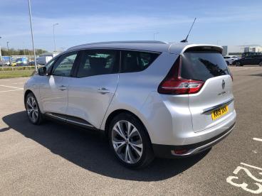 SPOTICAR Renault Grand Scenic 1.7 Blue Dci Signature Euro 6 (s/s) 5dr Used Car - Mpv Diesel Silver - Bridgend - 1200596208_5