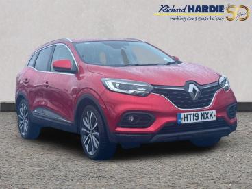 SPOTICAR Renault Kadjar 1.3 Tce Iconic Euro 6 (s/s) 5dr Used Car - Suv Petrol Red - Wallsend - 1200559676_1