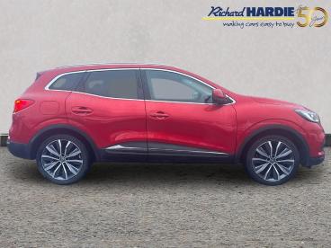 SPOTICAR Renault Kadjar 1.3 Tce Iconic Euro 6 (s/s) 5dr Used Car - Suv Petrol Red - Wallsend - 1200559676_5