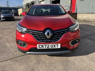 SPOTICAR Renault Kadjar 1.3 Tce Techno Euro 6 (s/s) 5dr Used Car - Suv Petrol Red - Pontypridd - 1200580789_2