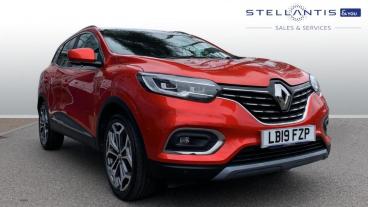 SPOTICAR Renault Kadjar 1.3 Tce Gt Line Edc Euro 6 (s/s) 5dr Used Car - Suv Petrol Red - Walton On Thames - 1200590111_1