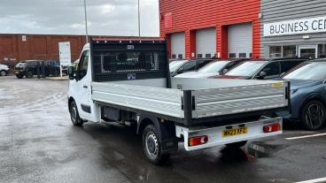 SPOTICAR Renault Master 2.3 Dci Energy 35 Business Fwd Lwb Euro 6 (s/s) 2d Used Car - Commercial Vehicle Diesel White - Salford - 1200588896_5