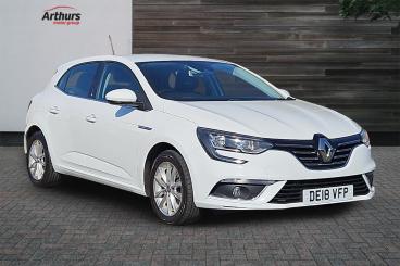 SPOTICAR Renault Megane 1.2 Tce Dynamique Nav Euro 6 (s/s) 5dr Used Car - Saloon Petrol White - Newtown - 1200633302_1