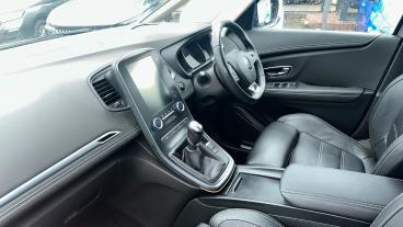 SPOTICAR Renault Scenic 1.6 Dci Signature Nav Euro 6 (s/s) 5dr Used Car - Mpv Diesel Grey - Redditch - 1200621740_2