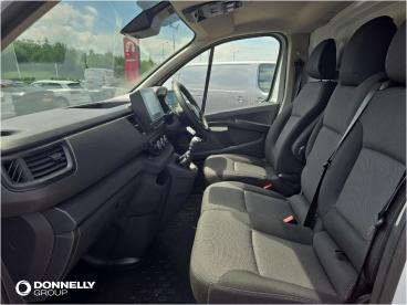 SPOTICAR Renault Trafic 2.0 Dci Blue Sl30 Advance L1 H1 Euro 6 (s/s) 5dr Used Car - Commercial Vehicle Diesel White - Dungannon - 1200608055_4
