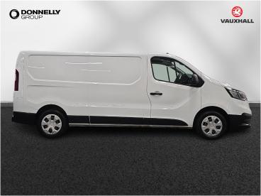 SPOTICAR Renault Trafic 2.0 Dci Blue Ll30 Business+ L2 H1 Euro 6 (s/s) 5dr Used Car - Commercial Vehicle Diesel White - Dungannon - 1200611592_3