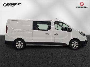 SPOTICAR Renault Trafic 2.0 Dci Blue Ll30 Advance Crew Van L2 H1 Euro 6 (s Used Car - Commercial Vehicle Diesel White - Dungannon - 1200616927_3