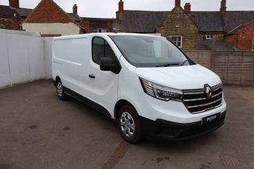 SPOTICAR Renault Trafic 2.0 Dci Blue Ll30 Advance L2 H1 Euro 6 (s/s) 5dr Used Car - Commercial Vehicle Diesel White - Wellingborough - 1200616968_1