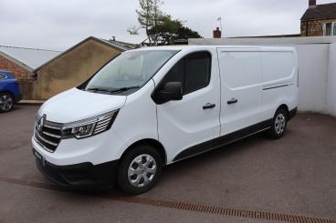 SPOTICAR Renault Trafic 2.0 Dci Blue Ll30 Advance L2 H1 Euro 6 (s/s) 5dr Used Car - Commercial Vehicle Diesel White - Wellingborough - 1200616968_4