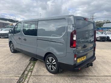 SPOTICAR Renault Trafic 2.0 Dci Blue Ll30 Extra Sport Crew Van Double Cab Used Car - Commercial Vehicle Diesel Grey - Pontypridd - 1200636885_5