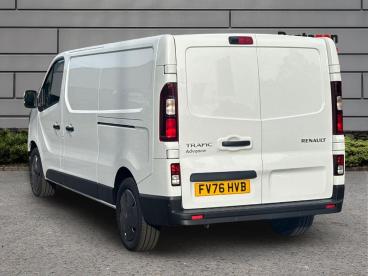 SPOTICAR Renault Trafic 2.0 Dci Blue Sl30 Advance L1 H1 Euro 6 (s/s) 5dr Used Car - Commercial Vehicle Diesel White - Lincoln - 1200642549_2