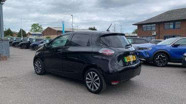 SPOTICAR Renault Zoe R135 52kwh Gt Line Auto 5dr (i, Rapid Charge) Used Car - City Car Electric Black - Crawley - 1200597588_5