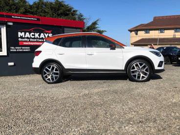 SPOTICAR Seat Arona 1.0 Tsi Xcellence Lux Dsg Euro 6 (s/s) 5dr Used Car - City Car Petrol White - Inverness - 1200521109_3