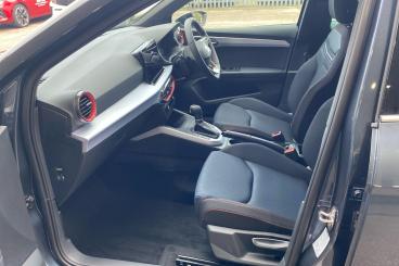 SPOTICAR Seat Arona 1.0 Tsi Fr Dsg Euro 6 (s/s) 5dr Used Car - City Car Petrol Grey - Dartford - 1200556545_3