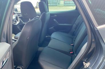SPOTICAR Seat Arona 1.0 Tsi Fr Dsg Euro 6 (s/s) 5dr Used Car - City Car Petrol Grey - Dartford - 1200556545_5