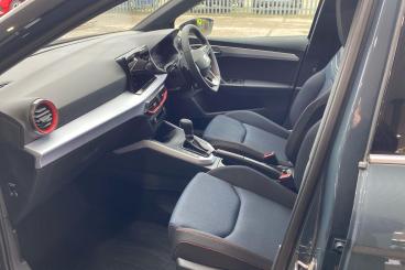 SPOTICAR Seat Arona 1.0 Tsi Fr Dsg Euro 6 (s/s) 5dr Used Car - City Car Petrol Blue - Dartford - 1200556546_3