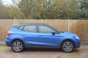 SPOTICAR Seat Arona 1.0 Tsi Evo Se Technology Euro 6 (s/s) 5dr Used Car - City Car Petrol Blue - St Leonards On Sea - 1200560406_3