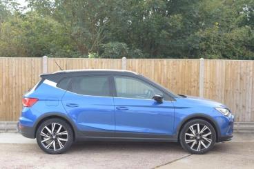 SPOTICAR Seat Arona 1.0 Tsi Fr Edition Euro 6 (s/s) 5dr Used Car - City Car Petrol Blue - St Leonards On Sea - 1200560411_3