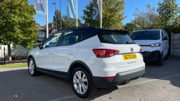 SPOTICAR Seat Arona 1.0 Tsi Se Technology Euro 6 (s/s) 5dr Used Car - City Car Petrol White - Liverpool - 1200566416_5