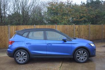 SPOTICAR Seat Arona 1.0 Tsi Evo Se Technology Euro 6 (s/s) 5dr Used Car - City Car Petrol Blue - St Leonards On Sea - 1200567527_3