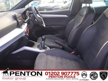 SPOTICAR Seat Arona 1.0 Tsi Fr Sport Euro 6 (s/s) 5dr Used Car - City Car Petrol White - Poole - 1200574097_4