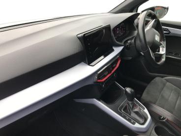 SPOTICAR Seat Arona 1.0 Tsi Fr Sport Dsg Euro 6 (s/s) 5dr Used Car - City Car Petrol White - Bangor - 1200578857_5