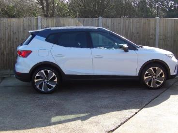 SPOTICAR Seat Arona 1.0 Tsi Fr Sport Dsg Euro 6 (s/s) 5dr Used Car - City Car Petrol White - St Leonards On Sea - 1200581787_3