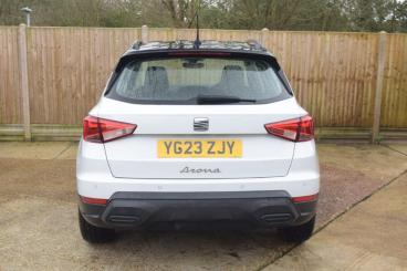SPOTICAR Seat Arona 1.0 Tsi Se Technology Dsg Euro 6 (s/s) 5dr Used Car - City Car Petrol White - St Leonards On Sea - 1200582124_5