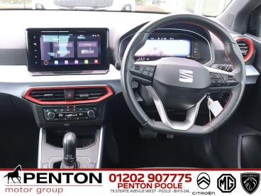 SPOTICAR Seat Arona 1.0 Tsi Fr Sport Dsg Euro 6 (s/s) 5dr Used Car - City Car Petrol Black - Poole - 1200593790_5