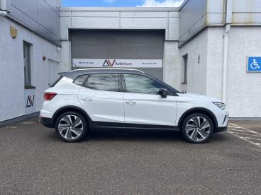 SPOTICAR Seat Arona 1.0 Tsi Fr Edition Euro 6 (s/s) 5dr Used Car - City Car Petrol White - Inverness - 1200598404_3