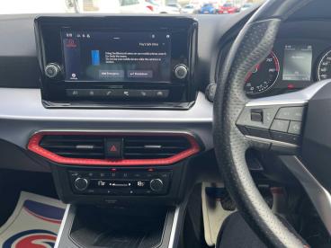 SPOTICAR Seat Arona 1.0 Tsi Fr Edition Euro 6 (s/s) 5dr Used Car - City Car Petrol White - Inverness - 1200598404_5