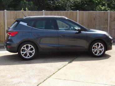 SPOTICAR Seat Arona 1.5 Tsi Fr Dsg Euro 6 (s/s) 5dr Used Car - City Car Petrol Grey - St Leonards On Sea - 1200600477_4