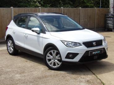 SPOTICAR Seat Arona 1.0 Tsi Se Technology Dsg Euro 6 (s/s) 5dr Used Car - City Car Petrol White - St Leonards On Sea - 1200607133_1