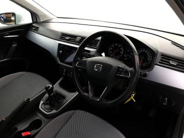 SPOTICAR Seat Arona 1.0 Tsi Se Technology Euro 6 (s/s) 5dr Used Car - City Car Petrol White - Bangor - 1200628321_3