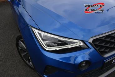 SPOTICAR Seat Arona 1.5 Tsi Fr Sport Dsg Euro 6 (s/s) 5dr Used Car - City Car Petrol Blue - Ballymena County Antrim - 1200633903_2