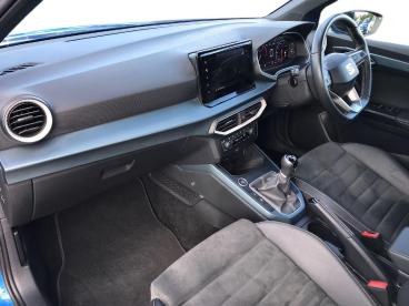 SPOTICAR Seat Arona 1.0 Tsi Xperience Lux Euro 6 (s/s) 5dr Used Car - City Car Petrol Blue - Bangor - 1200635490_5