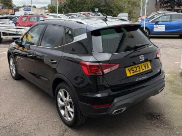 SPOTICAR Seat Arona 1.0 Tsi Fr Euro 6 (s/s) 5dr Used Car - City Car Petrol Black - Inverness - 1200641960_4
