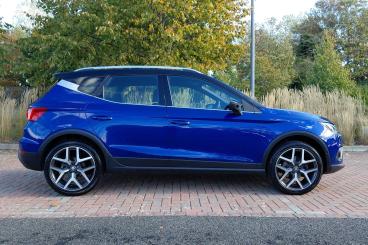 SPOTICAR Seat Arona 1.0 Tsi Xcellence Lux Dsg Euro 6 (s/s) 5dr Used Car - City Car Petrol Blue - Littlehampton - 1200641986_2