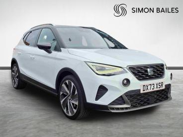 SPOTICAR Seat Arona 1.0 Tsi Fr Sport Euro 6 (s/s) 5dr Used Car - City Car Petrol White - Stockton On Tees - 1200642982_1