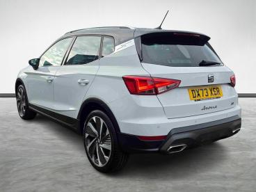 SPOTICAR Seat Arona 1.0 Tsi Fr Sport Euro 6 (s/s) 5dr Used Car - City Car Petrol White - Stockton On Tees - 1200642982_5