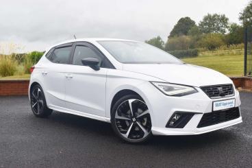 SPOTICAR Seat Ibiza 1.0 Tsi Fr Sport Euro 6 (s/s) 5dr Used Car - City Car Petrol White - Ballymena County Antrim - 1200549438_1