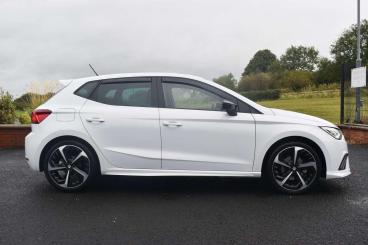 SPOTICAR Seat Ibiza 1.0 Tsi Fr Sport Euro 6 (s/s) 5dr Used Car - City Car Petrol White - Ballymena County Antrim - 1200549438_2