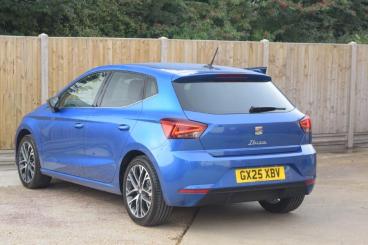 SPOTICAR Seat Ibiza 1.0 Tsi Xcellence Dsg Euro 6 (s/s) 5dr Used Car - City Car Petrol Blue - St Leonards On Sea - 1200560420_4