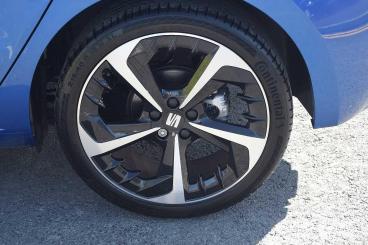 SPOTICAR Seat Ibiza 1.0 Tsi Fr Sport Euro 6 (s/s) 5dr Used Car - City Car Petrol Blue - St Leonards On Sea - 1200560426_5