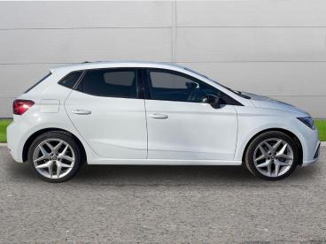 SPOTICAR Seat Ibiza 1.0 Tsi Fr Dsg Euro 6 (s/s) 5dr Gpf Used Car - City Car Petrol White - Selby - 1200582077_4