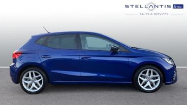 SPOTICAR Seat Ibiza 1.0 Tsi Fr Euro 6 (s/s) 5dr Used Car - City Car Petrol Blue - Crawley - 1200606653_2