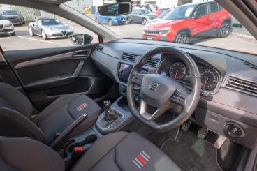 SPOTICAR Seat Ibiza 1.0 Tsi Fr Euro 6 (s/s) 5dr Gpf Used Car - City Car Petrol Red - Nuneaton - 1200628514_4