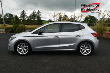 SPOTICAR Seat Ibiza 1.0 Tsi Fr Euro 6 (s/s) 5dr Gpf Used Car - City Car Petrol Silver - Ballymena County Antrim - 1200633897_4