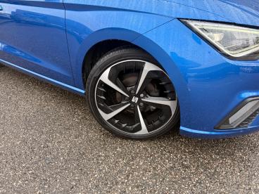 SPOTICAR Seat Ibiza 1.0 Tsi Fr Sport Euro 6 (s/s) 5dr Used Car - City Car Petrol Blue - Rugby - 1200643487_4